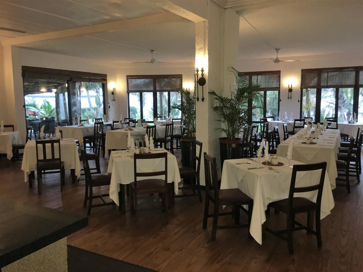 Salt Rock Hotel And Beach Resort Ballito Bagian luar foto